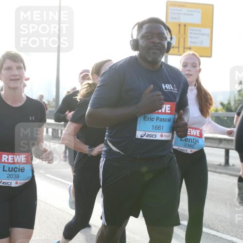 03.10.2026 - Köhlbrandbrückenlauf Jannik Wohlers http://msf.ph/oto/10707536 03.10.2026 09:25:37 Position 3 2039, 1661, 2385 meine-sportfotos.de