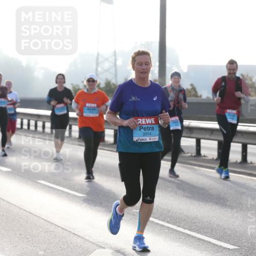 03.10.2026 - Köhlbrandbrückenlauf Jannik Wohlers http://msf.ph/oto/10707541 03.10.2026 09:25:40 Position 3 1742, 3314 meine-sportfotos.de