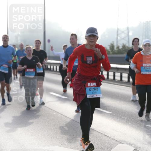 03.10.2026 - Köhlbrandbrückenlauf Jannik Wohlers http://msf.ph/oto/10707549 03.10.2026 09:25:42 Position 3 1742, 1970 meine-sportfotos.de
