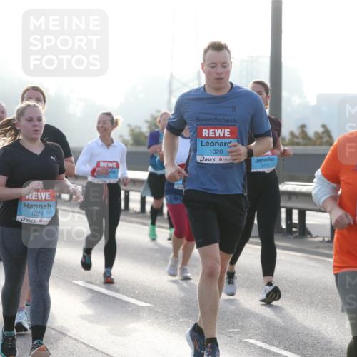 03.10.2026 - Köhlbrandbrückenlauf Jannik Wohlers http://msf.ph/oto/10707566 03.10.2026 09:25:45 Position 3 3774, 1021, 1020, 3417, 1970 meine-sportfotos.de