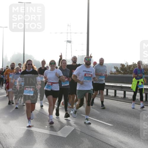 03.10.2026 - Köhlbrandbrückenlauf Jannik Wohlers http://msf.ph/oto/10707658 03.10.2026 09:26:01 Position 3 3470, 1581, 1704 meine-sportfotos.de