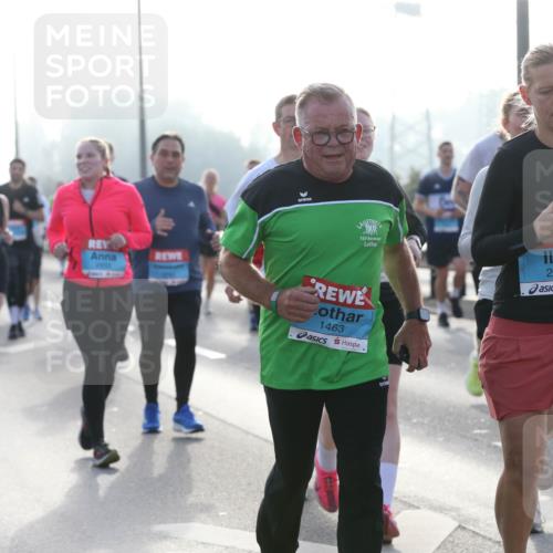 03.10.2026 - Köhlbrandbrückenlauf Jannik Wohlers http://msf.ph/oto/10707763 03.10.2026 09:26:18 Position 3 2866, 2933, 1463, 28 meine-sportfotos.de