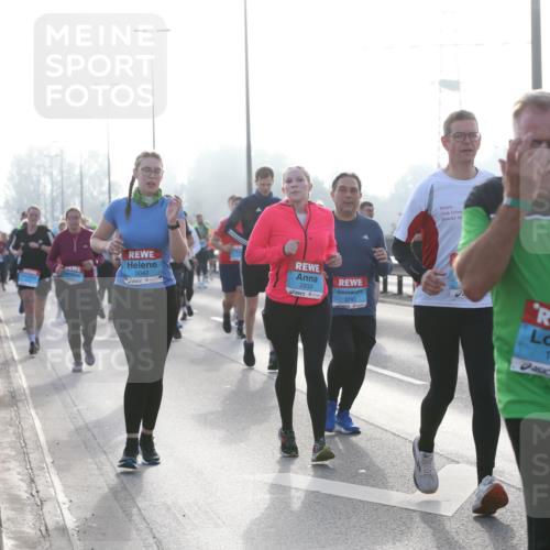 03.10.2026 - Köhlbrandbrückenlauf Jannik Wohlers http://msf.ph/oto/10707769 03.10.2026 09:26:19 Position 3 3042, 2933, 3243, 18, 1463 meine-sportfotos.de