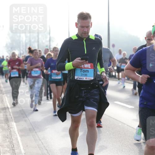 03.10.2026 - Köhlbrandbrückenlauf Jannik Wohlers http://msf.ph/oto/10707829 03.10.2026 09:26:30 Position 3 3196, 2946 meine-sportfotos.de