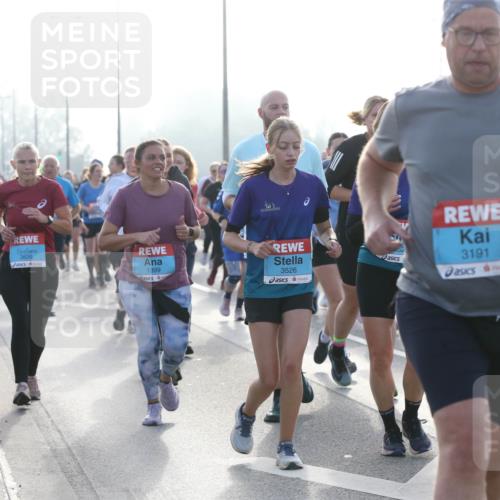 03.10.2026 - Köhlbrandbrückenlauf Jannik Wohlers http://msf.ph/oto/10707850 03.10.2026 09:26:35 Position 3 3826, 1399, 3526, 52, 3191 meine-sportfotos.de