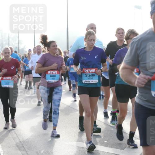03.10.2026 - Köhlbrandbrückenlauf Jannik Wohlers http://msf.ph/oto/10707856 03.10.2026 09:26:35 Position 3 3826, 1399, 3526, 3191 meine-sportfotos.de