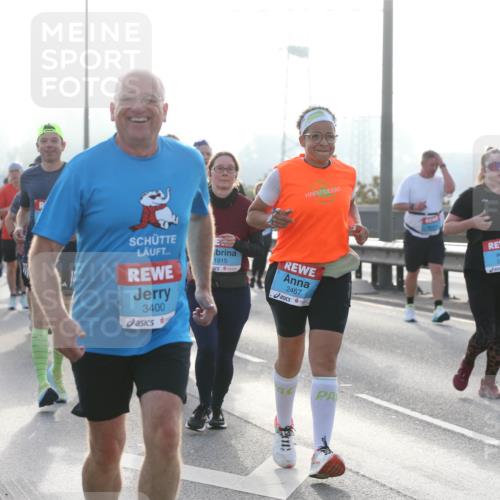 03.10.2026 - Köhlbrandbrückenlauf Jannik Wohlers http://msf.ph/oto/10707887 03.10.2026 09:26:41 Position 3 2751, 3400, 1915, 2467, 3732 meine-sportfotos.de