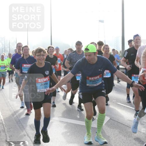 03.10.2026 - Köhlbrandbrückenlauf Jannik Wohlers http://msf.ph/oto/10707899 03.10.2026 09:26:44 Position 3 116, 2751, 3128, 282, 2467 meine-sportfotos.de