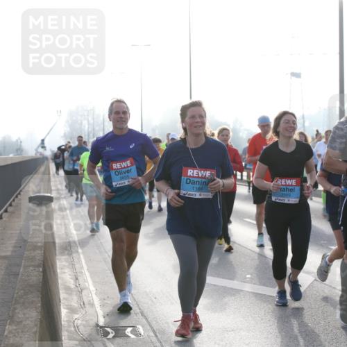 03.10.2026 - Köhlbrandbrückenlauf Jannik Wohlers http://msf.ph/oto/10707931 03.10.2026 09:26:46 Position 3 2625, 1166, 3589, 3193 meine-sportfotos.de