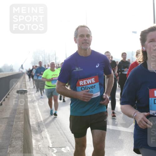 03.10.2026 - Köhlbrandbrückenlauf Jannik Wohlers http://msf.ph/oto/10707941 03.10.2026 09:26:48 Position 3 11, 25, 1166 meine-sportfotos.de