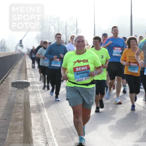 03.10.2026 - Köhlbrandbrückenlauf Jannik Wohlers http://msf.ph/oto/10707944 03.10.2026 09:26:49 Position 3 2031, 3736 meine-sportfotos.de