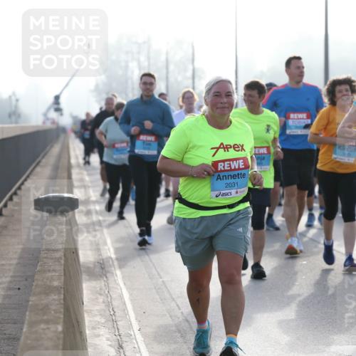 03.10.2026 - Köhlbrandbrückenlauf Jannik Wohlers http://msf.ph/oto/10707950 03.10.2026 09:26:49 Position 3 2031, 3736 meine-sportfotos.de