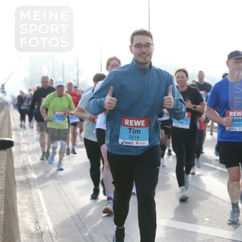 03.10.2026 - Köhlbrandbrückenlauf Jannik Wohlers http://msf.ph/oto/10707974 03.10.2026 09:26:54 Position 3 3219, 1492, 14 meine-sportfotos.de