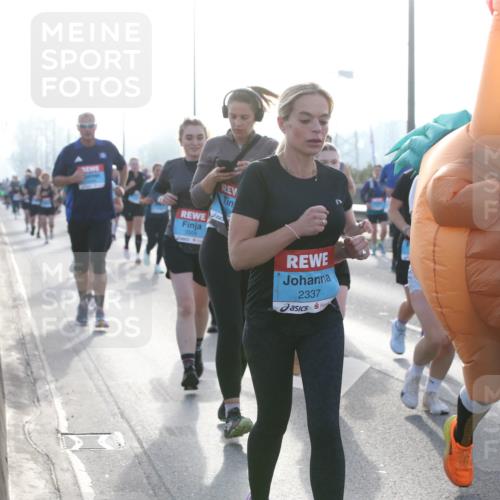 03.10.2026 - Köhlbrandbrückenlauf Jannik Wohlers http://msf.ph/oto/10708057 03.10.2026 09:27:20 Position 3 3504, 2337, 3266 meine-sportfotos.de