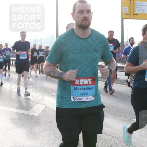 03.10.2026 - Köhlbrandbrückenlauf Jannik Wohlers http://msf.ph/oto/10708093 03.10.2026 09:27:27 Position 3 3664, 3475 meine-sportfotos.de