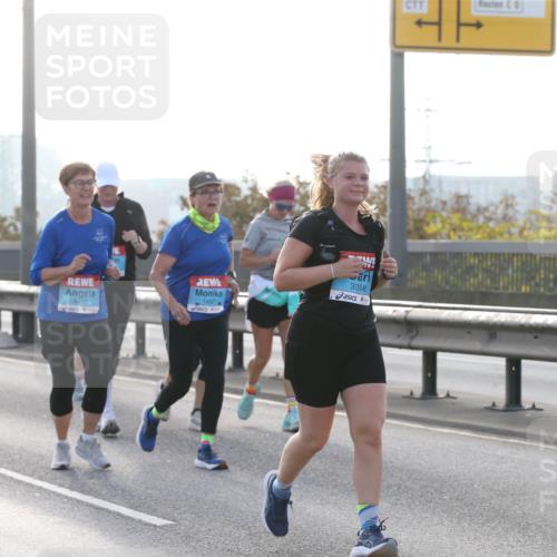 03.10.2026 - Köhlbrandbrückenlauf Jannik Wohlers http://msf.ph/oto/10708128 03.10.2026 09:27:39 Position 3 3358, 1497, 3312 meine-sportfotos.de