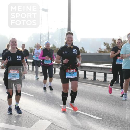03.10.2026 - Köhlbrandbrückenlauf Jannik Wohlers http://msf.ph/oto/10708140 03.10.2026 09:27:41 Position 3 3323, 1863, 1859, 3312 meine-sportfotos.de