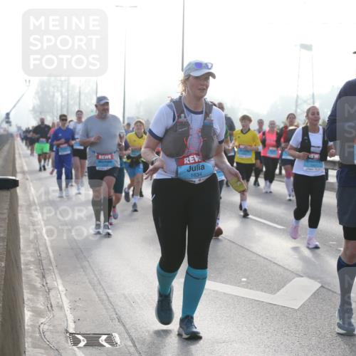 03.10.2026 - Köhlbrandbrückenlauf Jannik Wohlers http://msf.ph/oto/10708192 03.10.2026 09:27:50 Position 3 1634, 1629 meine-sportfotos.de