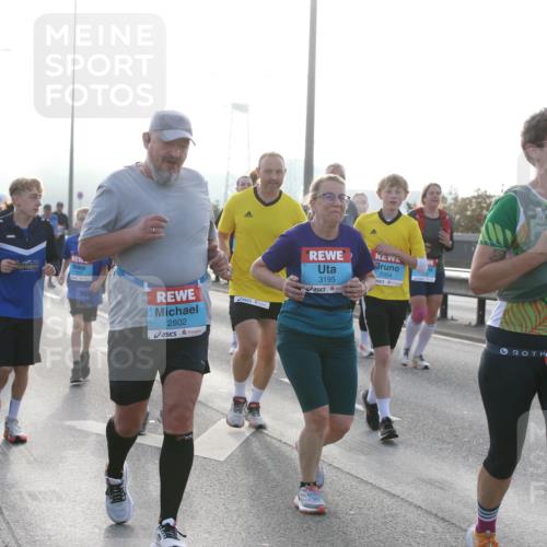 03.10.2026 - Köhlbrandbrückenlauf Jannik Wohlers http://msf.ph/oto/10708205 03.10.2026 09:27:54 Position 3 2802, 3195, 2004, 1145 meine-sportfotos.de