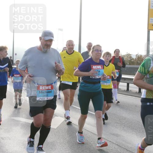 03.10.2026 - Köhlbrandbrückenlauf Jannik Wohlers http://msf.ph/oto/10708210 03.10.2026 09:27:55 Position 3 2802, 195, 2004, 1145 meine-sportfotos.de