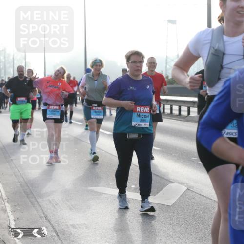 03.10.2026 - Köhlbrandbrückenlauf Jannik Wohlers http://msf.ph/oto/10708251 03.10.2026 09:28:00 Position 3 3481, 32, 3656 meine-sportfotos.de