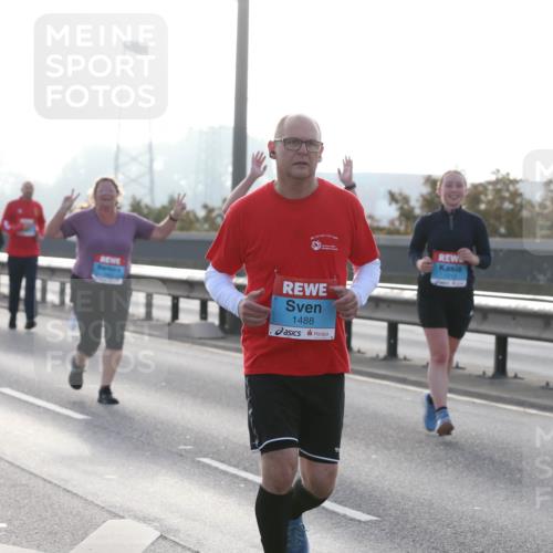 03.10.2026 - Köhlbrandbrückenlauf Jannik Wohlers http://msf.ph/oto/10708292 03.10.2026 09:28:08 Position 3 1488 meine-sportfotos.de