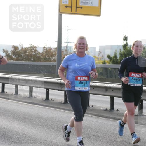 03.10.2026 - Köhlbrandbrückenlauf Jannik Wohlers http://msf.ph/oto/10708302 03.10.2026 09:28:11 Position 3 1687, 1215, 1213 meine-sportfotos.de