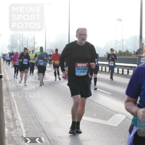 03.10.2026 - Köhlbrandbrückenlauf Jannik Wohlers http://msf.ph/oto/10708342 03.10.2026 09:28:21 Position 3 3478, 3285 meine-sportfotos.de