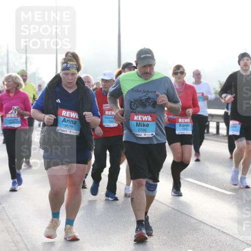 03.10.2026 - Köhlbrandbrückenlauf Jannik Wohlers http://msf.ph/oto/10708353 03.10.2026 09:28:26 Position 3 3529, 1502, 1993, 2792, 3534, 1171 meine-sportfotos.de