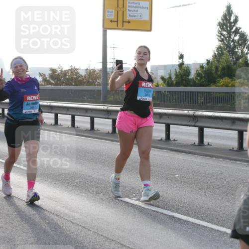 03.10.2026 - Köhlbrandbrückenlauf Jannik Wohlers http://msf.ph/oto/10708426 03.10.2026 09:28:44 Position 3 3590, 3681, 20, 3853, 331 meine-sportfotos.de