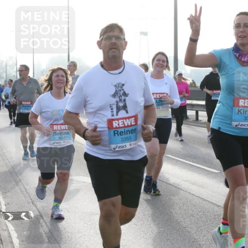 03.10.2026 - Köhlbrandbrückenlauf Jannik Wohlers http://msf.ph/oto/10708453 03.10.2026 09:28:48 Position 3 3654, 3355, 3240, 3354, 3729 meine-sportfotos.de