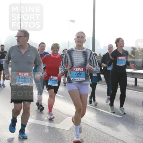 03.10.2026 - Köhlbrandbrückenlauf Jannik Wohlers http://msf.ph/oto/10708464 03.10.2026 09:28:50 Position 3 2795, 1501, 2793, 36, 3748 meine-sportfotos.de