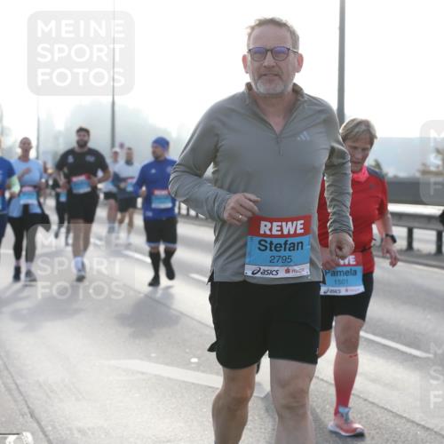 03.10.2026 - Köhlbrandbrückenlauf Jannik Wohlers http://msf.ph/oto/10708476 03.10.2026 09:28:52 Position 3 2795, 1501 meine-sportfotos.de