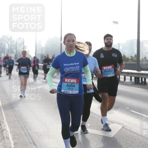 03.10.2026 - Köhlbrandbrückenlauf Jannik Wohlers http://msf.ph/oto/10708486 03.10.2026 09:28:56 Position 3 1013, 3277, 3276, 3250 meine-sportfotos.de