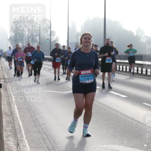 03.10.2026 - Köhlbrandbrückenlauf Jannik Wohlers http://msf.ph/oto/10708495 03.10.2026 09:28:58 Position 3 3176 meine-sportfotos.de