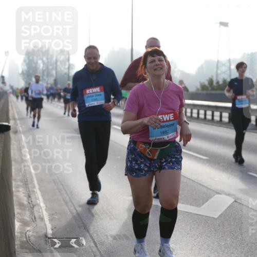 03.10.2026 - Köhlbrandbrückenlauf Jannik Wohlers http://msf.ph/oto/10708518 03.10.2026 09:29:13 Position 3 2585, 1852 meine-sportfotos.de