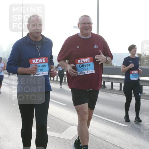 03.10.2026 - Köhlbrandbrückenlauf Jannik Wohlers http://msf.ph/oto/10708529 03.10.2026 09:29:15 Position 3 2585, 3624 meine-sportfotos.de