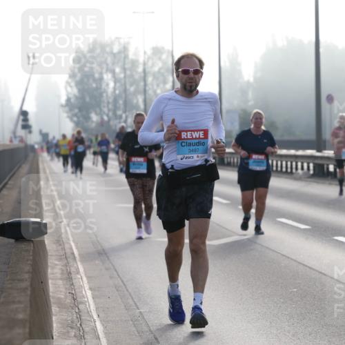 03.10.2026 - Köhlbrandbrückenlauf Jannik Wohlers http://msf.ph/oto/10708552 03.10.2026 09:29:21 Position 3 3497 meine-sportfotos.de