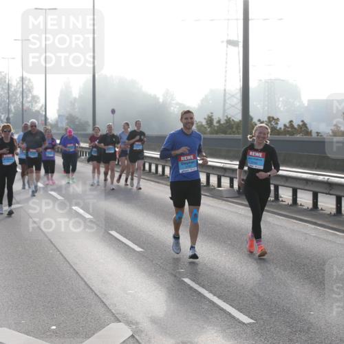 03.10.2026 - Köhlbrandbrückenlauf Jannik Wohlers http://msf.ph/oto/10708578 03.10.2026 09:29:43 Position 3 2797, 3180 meine-sportfotos.de