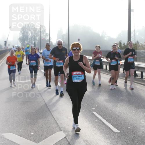 03.10.2026 - Köhlbrandbrückenlauf Jannik Wohlers http://msf.ph/oto/10708594 03.10.2026 09:29:49 Position 3 3337 meine-sportfotos.de