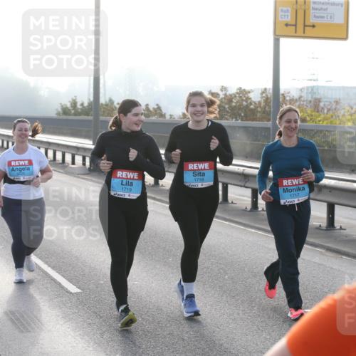 03.10.2026 - Köhlbrandbrückenlauf Jannik Wohlers http://msf.ph/oto/10708615 03.10.2026 09:29:58 Position 3 3625, 1719, 1718, 1717 meine-sportfotos.de