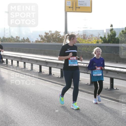 03.10.2026 - Köhlbrandbrückenlauf Jannik Wohlers http://msf.ph/oto/10708663 03.10.2026 09:30:27 Position 3 1892, 1893 meine-sportfotos.de