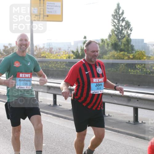 03.10.2026 - Köhlbrandbrückenlauf Jannik Wohlers http://msf.ph/oto/10708713 03.10.2026 09:30:50 Position 3 1725, 3516, 2001 meine-sportfotos.de
