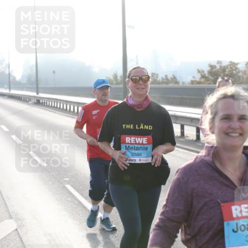 03.10.2026 - Köhlbrandbrückenlauf Jannik Wohlers http://msf.ph/oto/10708730 03.10.2026 09:30:56 Position 3 3588, 3665 meine-sportfotos.de