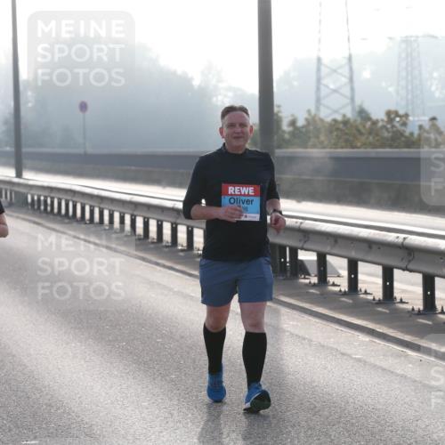 03.10.2026 - Köhlbrandbrückenlauf Jannik Wohlers http://msf.ph/oto/10708738 03.10.2026 09:31:11 Position 3 1439, 38 meine-sportfotos.de