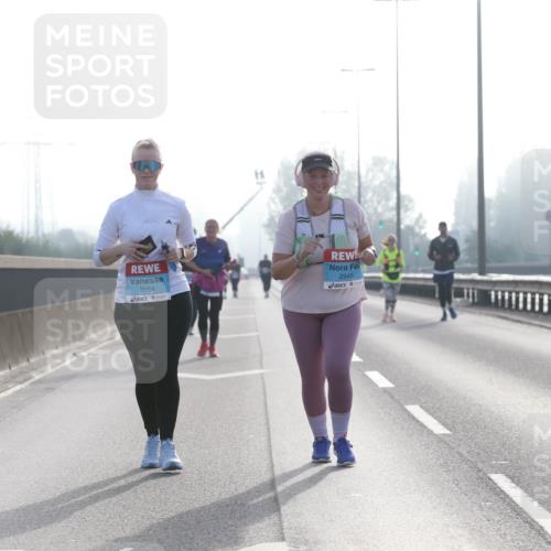 03.10.2026 - Köhlbrandbrückenlauf Jannik Wohlers http://msf.ph/oto/10708769 03.10.2026 09:31:26 Position 3 3554, 2945 meine-sportfotos.de