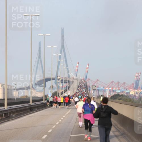 03.10.2026 - Köhlbrandbrückenlauf Jannik Wohlers http://msf.ph/oto/10708833 03.10.2026 09:31:58 Position 3 0, 38, 04 meine-sportfotos.de
