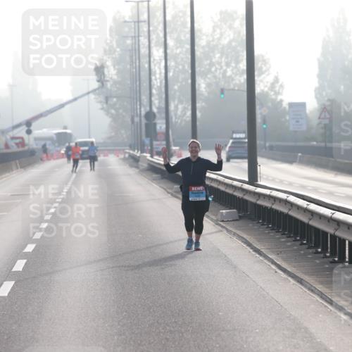 03.10.2026 - Köhlbrandbrückenlauf Jannik Wohlers http://msf.ph/oto/10708907 03.10.2026 09:32:57 Position 3  meine-sportfotos.de