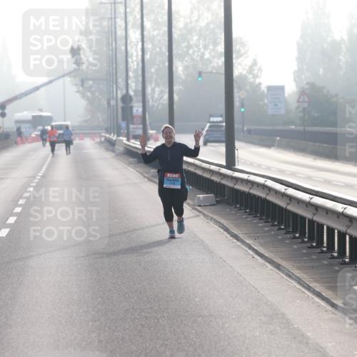 03.10.2026 - Köhlbrandbrückenlauf Jannik Wohlers http://msf.ph/oto/10708915 03.10.2026 09:32:57 Position 3  meine-sportfotos.de