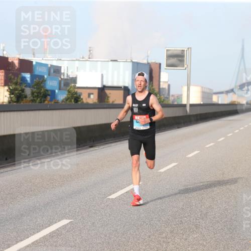 03.10.2026 - Köhlbrandbrückenlauf Jannik Wohlers http://msf.ph/oto/10708932 03.10.2026 09:34:02 Position 3  meine-sportfotos.de